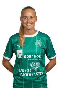 Ditte Sønderup angriber